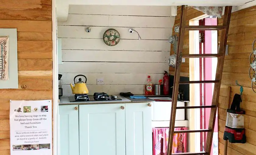 Kitchenette in a wood cabin in Wales
