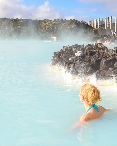 Complete guide to the Blue Lagoon Iceland (+ top tips for visiting!)