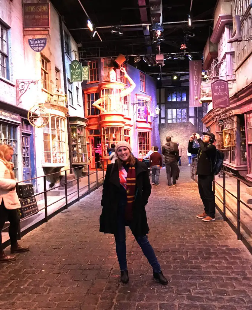 Mel from Footsteps on the Globe posing down diagonalley