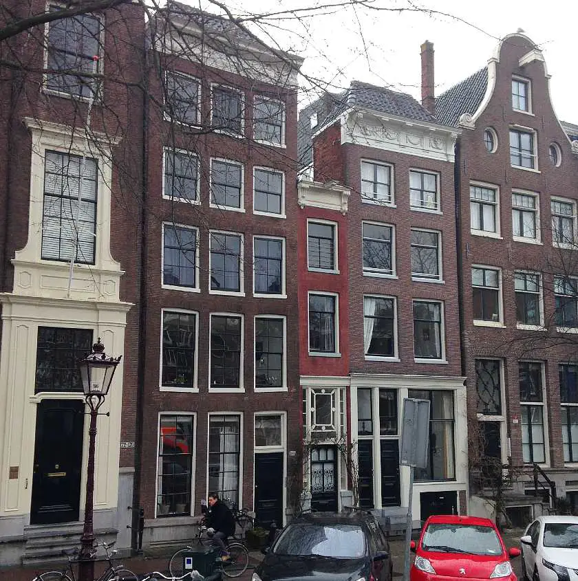 Smallest townhouse in Amsterdam