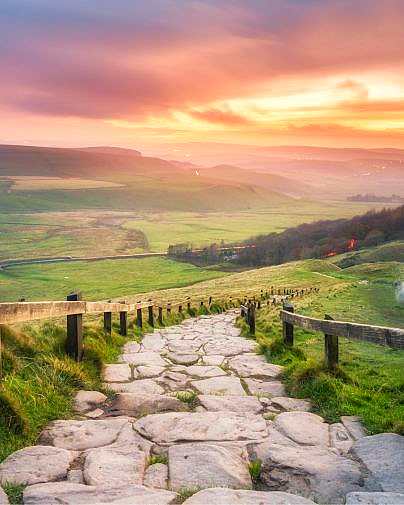 GUIDE TO WALKING MAM TOR: Routes, difficulty, parking & more!